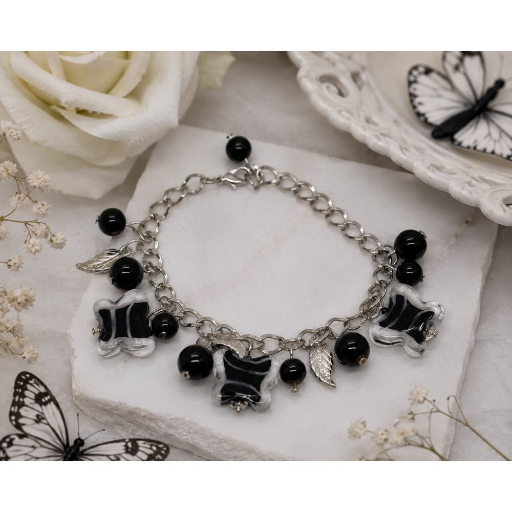 🧚♀️Vintage Black Glass Butterfly Bead Charm Bracelet Silver Tone